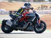 Portada Diavel